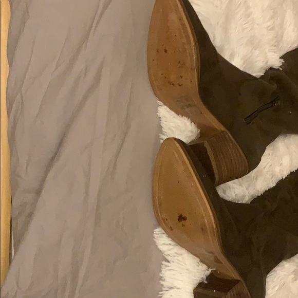 Over the knee boots - Picture 6 of 6